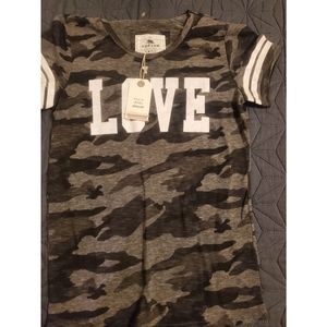 Size Medium " LOVE" tshirt